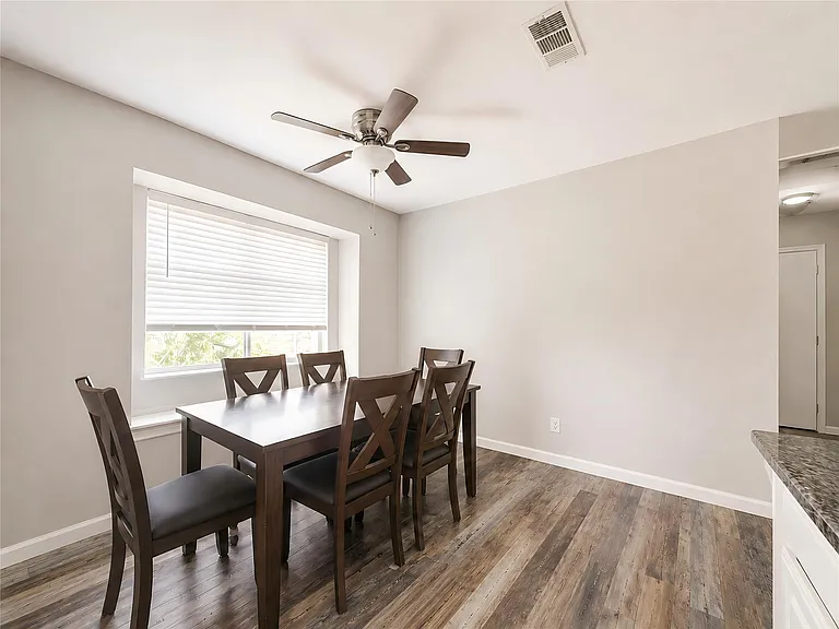 12710 Fenimore Ct — Photo 7