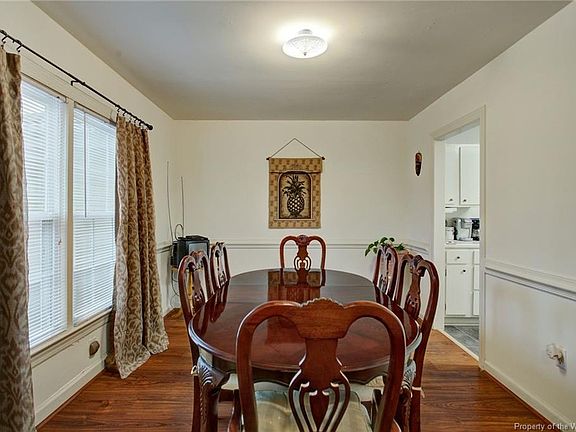 4th image of 66 Towne Square Dr