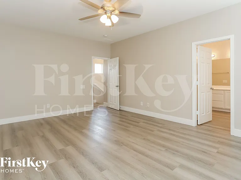 6834 Dovecote Ave — Photo 6
