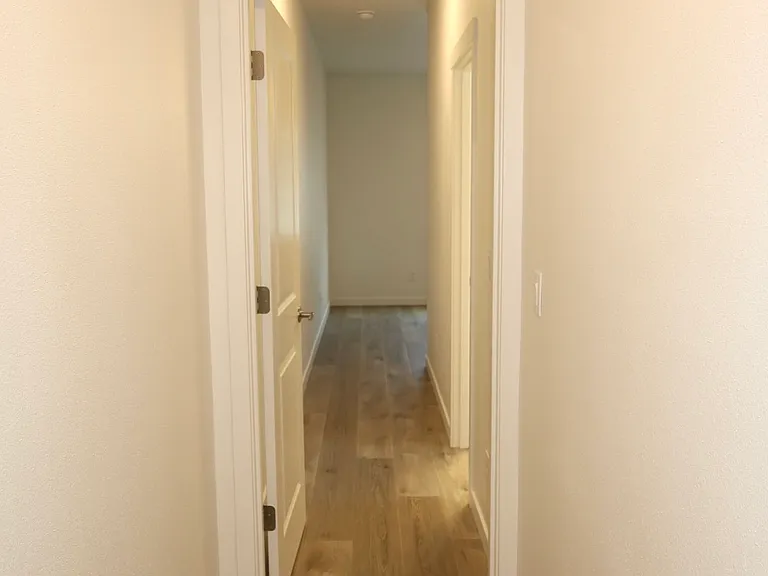 723 Elkins Way SE — Photo 29