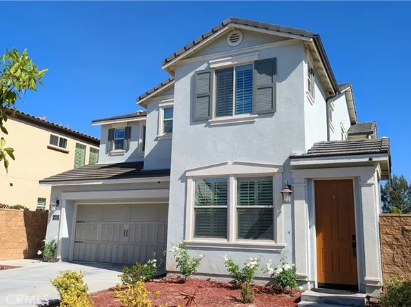 273 Barnes Rd, Tustin, CA 92782