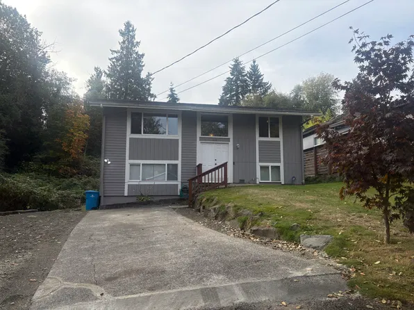 1819 NE East 189th St, Seattle, WA 98155