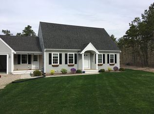 16 Hanks Way, East Falmouth, MA 02536