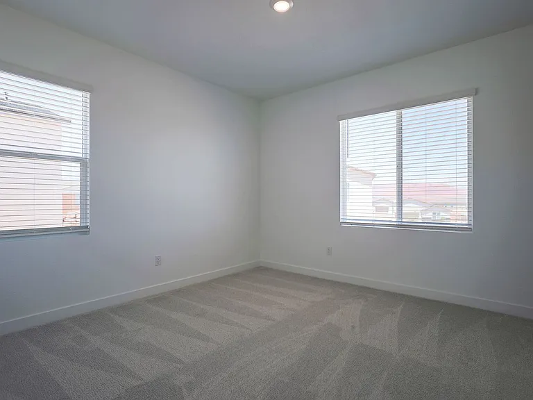 3068 W Orco Ln — Photo 26