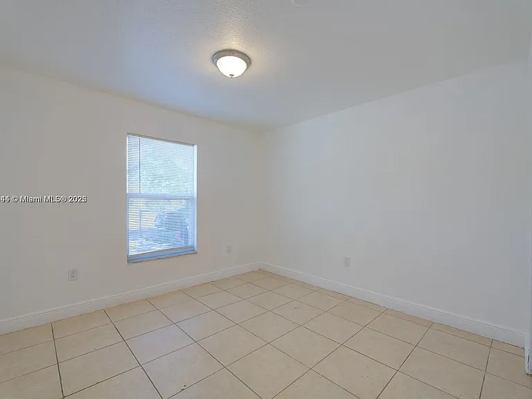 1814 NW 93rd St #1814 — Photo 15