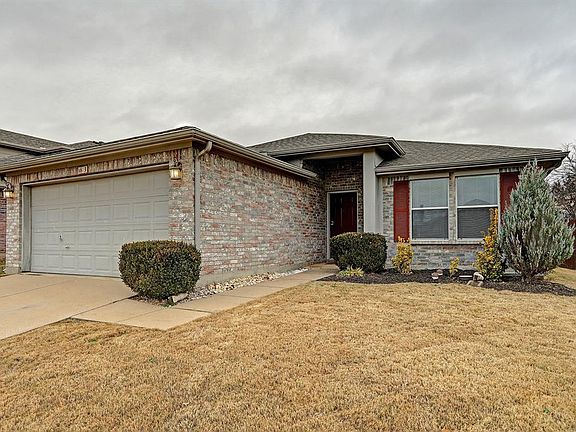 4th image of 1613 Brookstone Dr