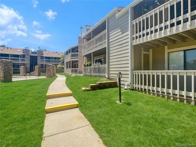 8225 Fairmount Drive Bldg 3 #206, Denver, CO, 80247