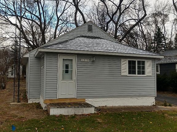 2nd image of 1215 Parkway Dr