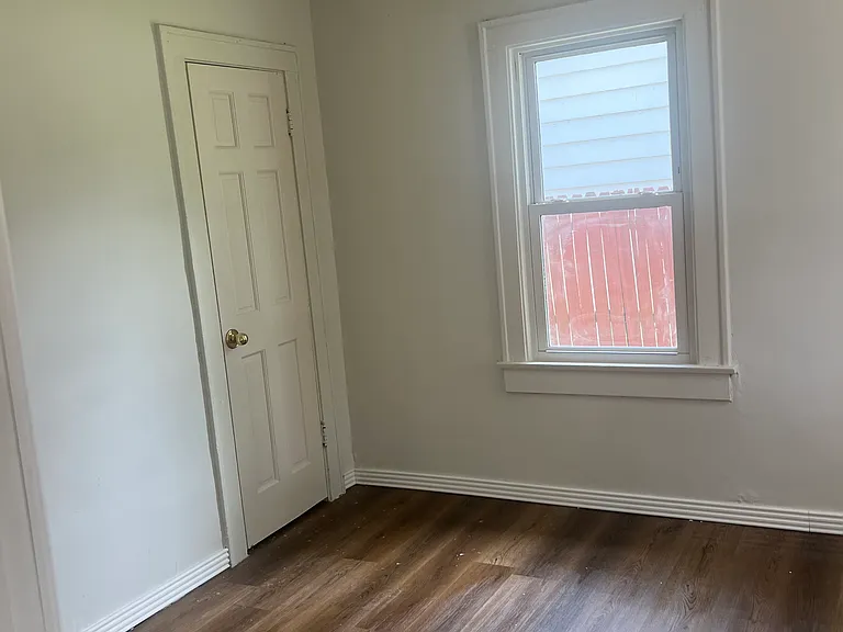 4529 Vernon Ave — Photo 7