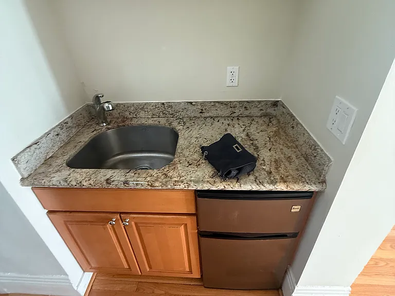 1105 Bush Street — Photo 14