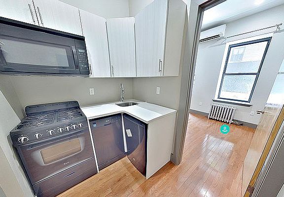 3rd image of 32 E 7th St #1A