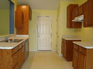 1826 Miniature Rose Ln, Mishawaka, IN 46544