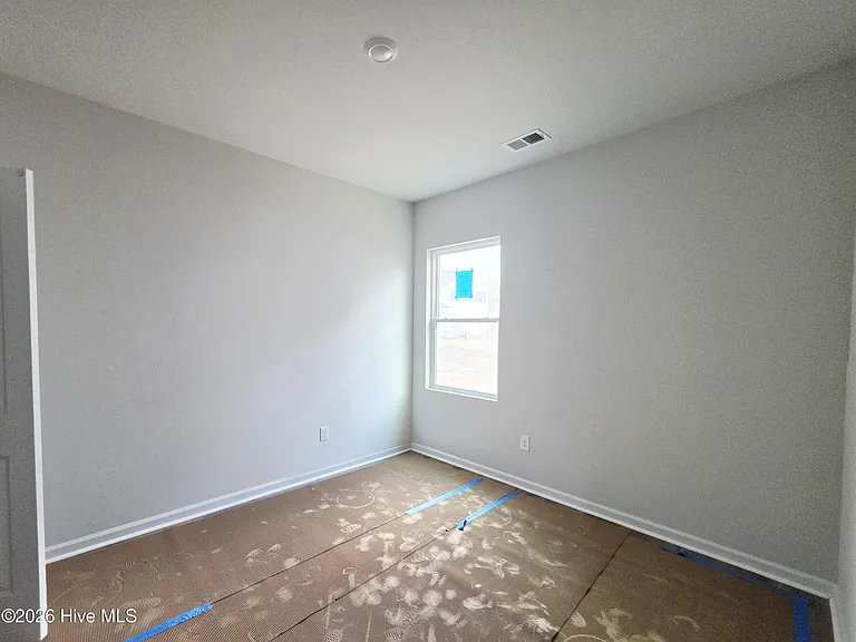 1062 Hanson Dr — Photo 8