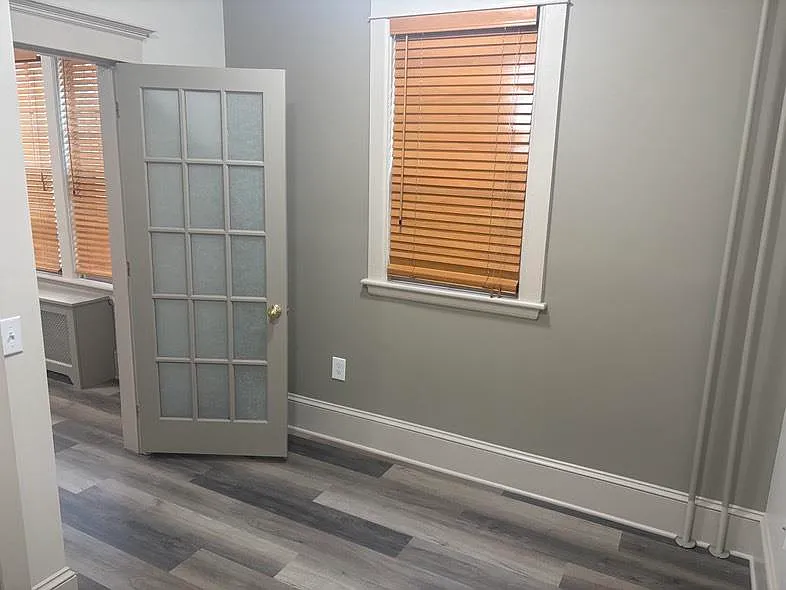 1 bed, 1.5 bath, 1025 sqft, $1,750 — Photo 3