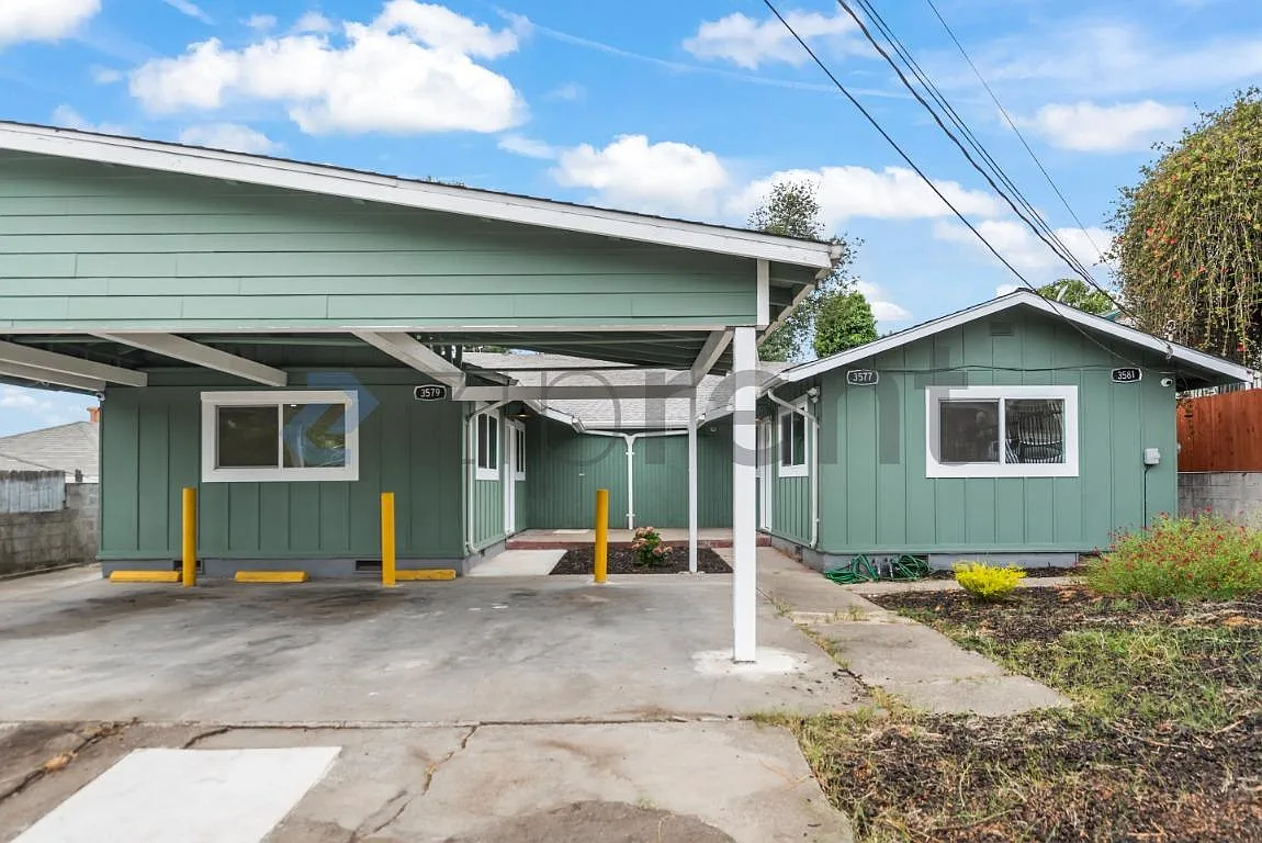 2 bed, $2,900 — Photo 3