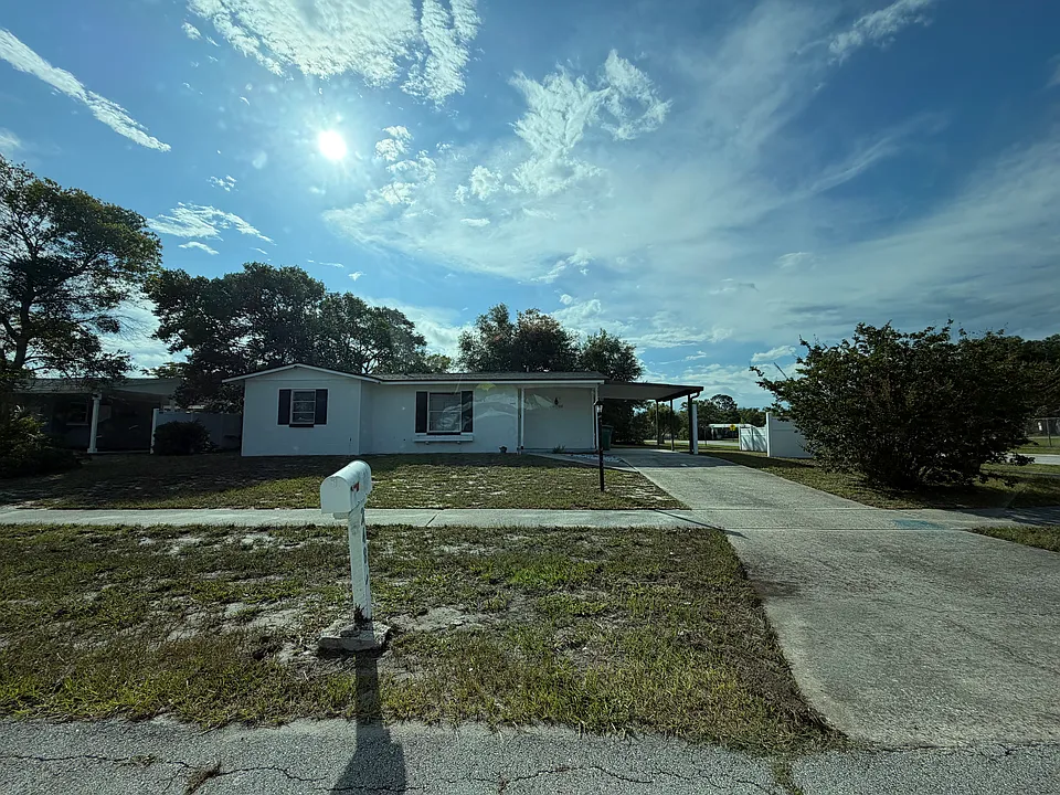2482 Duval Ave