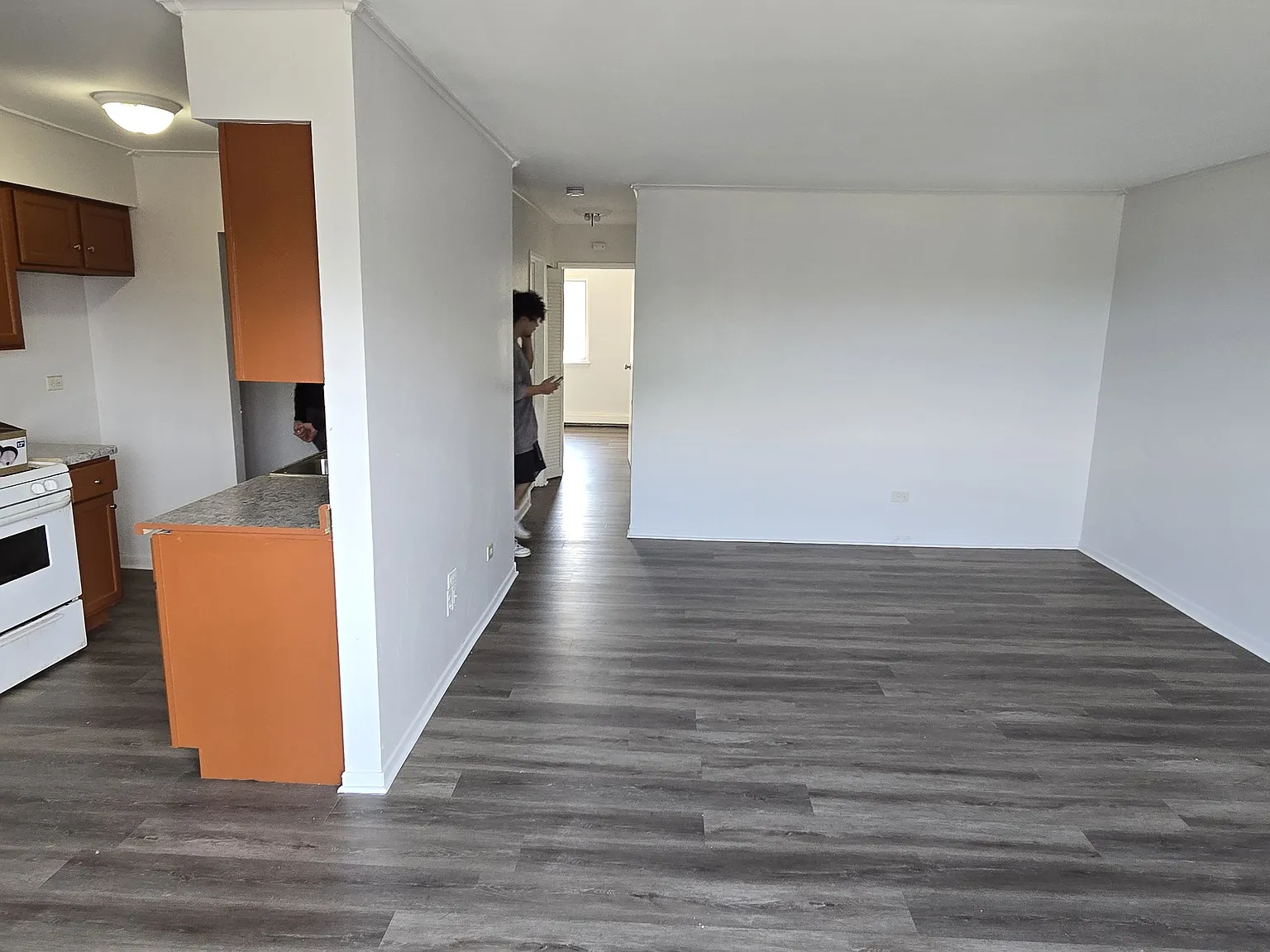 2 bed, 950 sqft, $1,650 — Photo 4