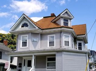72 Foxhall Ave, Kingston, NY 12401
