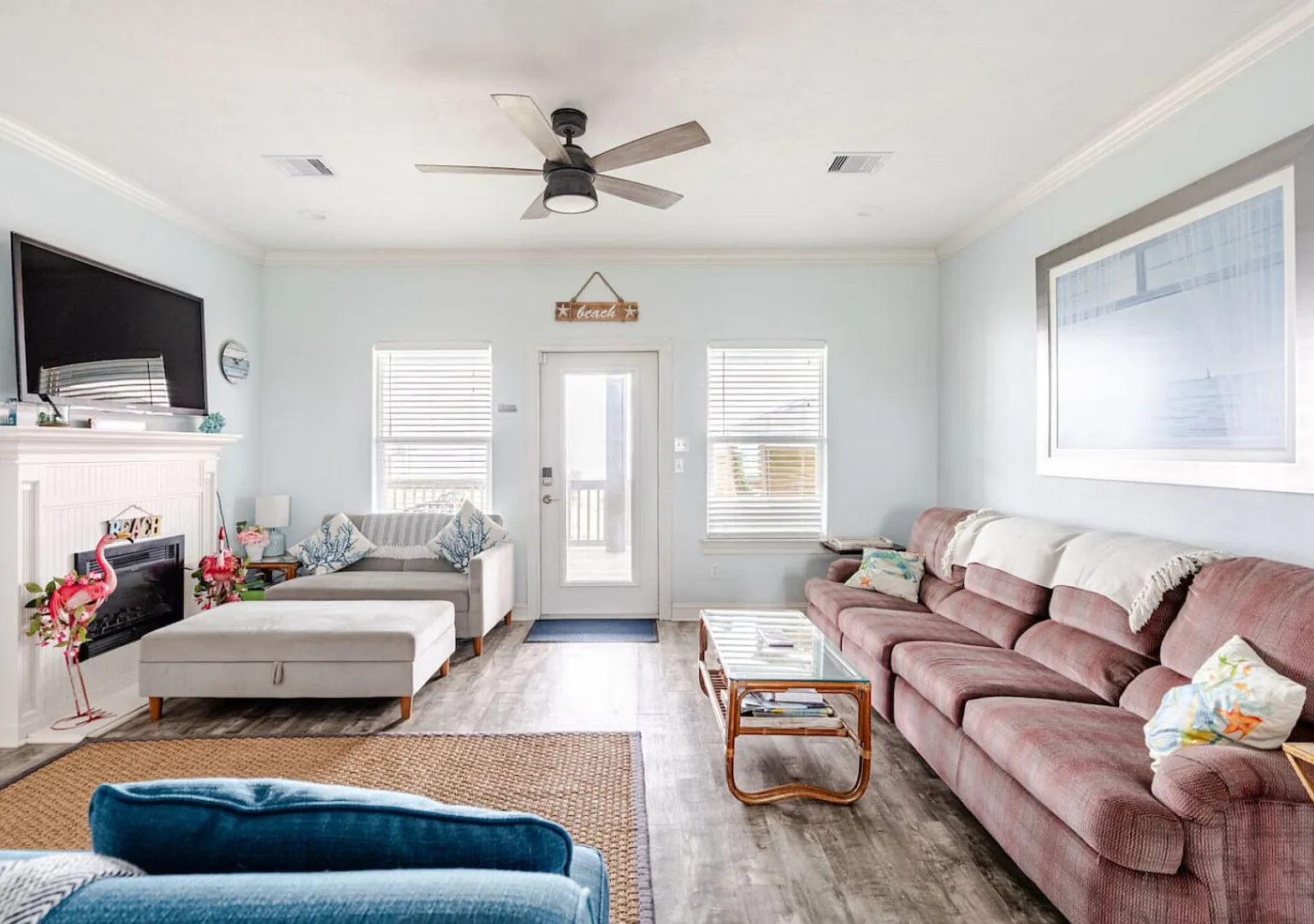 Gulf Views, Steps to Beach, 2 King Beds, 3Bd/2Bth — Photo 1