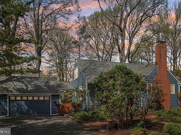2nd image of 222 Arborlea Ave