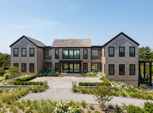 11 Pine Tree Ln, Westhampton, NY 11977