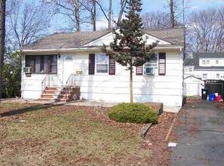 52 Goodrich St, Iselin, NJ 08830