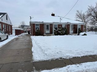 530 Northwestern Dr, Adrian, MI