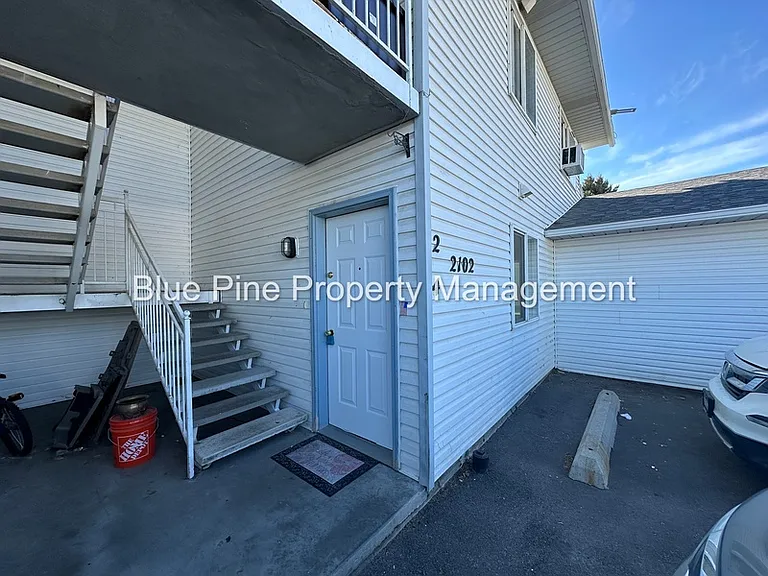 2102 Stace St #4 — Photo 2