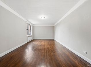 155-01 90th Ave APT 3R, Jamaica, NY 11432