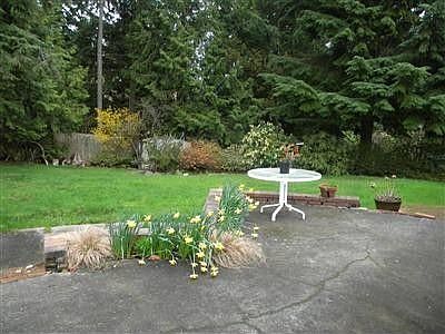 2nd image of 10028 NE 23rd St