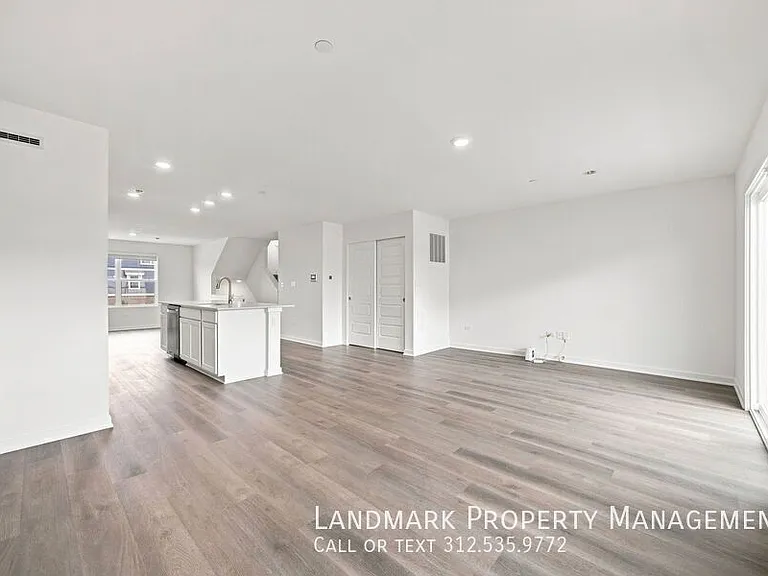 17389 Ulster Dr — Photo 24