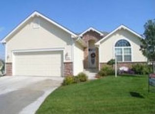2754 SW Blue Stem Dr, Topeka, KS 66614