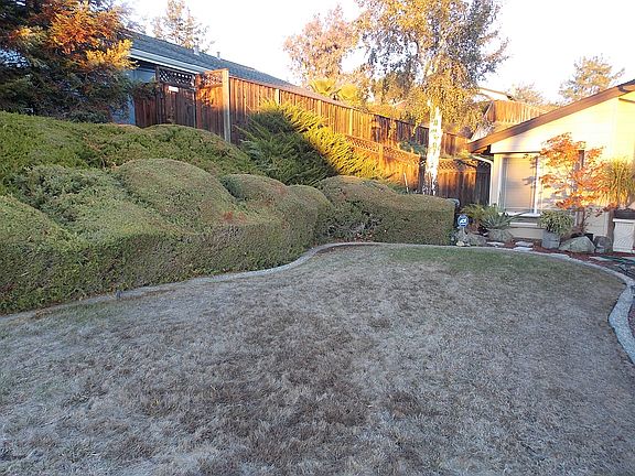 4th image of 4972 Eberly Dr