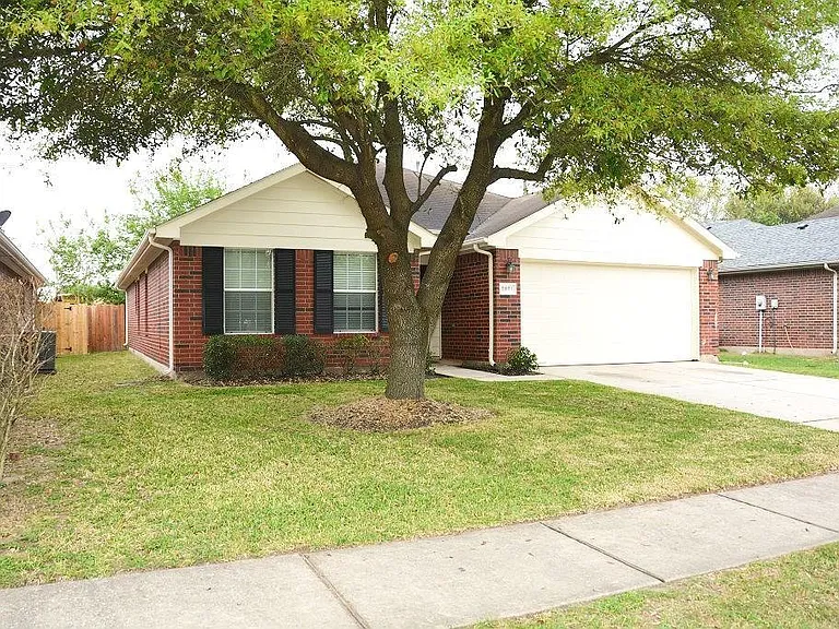 10011 NW Park Place Dr — Photo 2