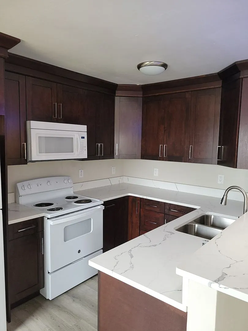 Balview — Photo 3