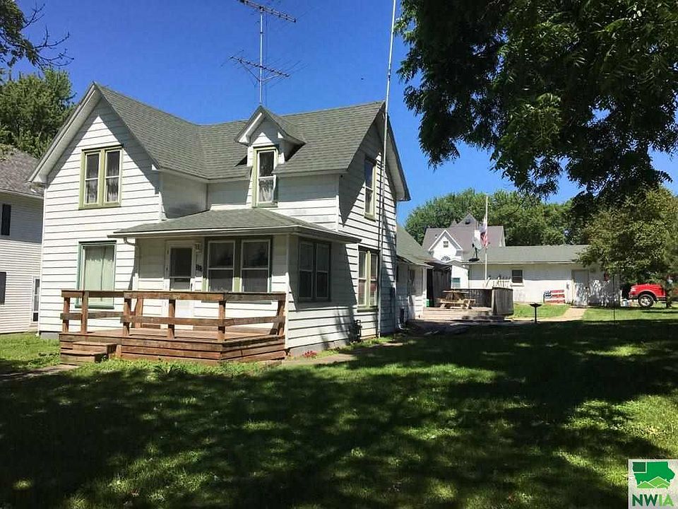 317 Locust St, Odebolt, IA 51458 Zillow