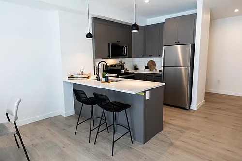 255 Bell Ave Photo 1