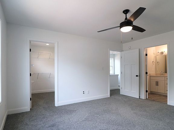 2nd image of 109 Independence Ln #109