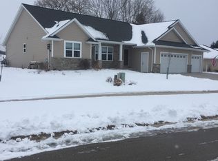 1345 Maserati Ln, Green Bay, WI 54313