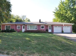 3300 Gene Field Rd, Saint Joseph, MO 64506