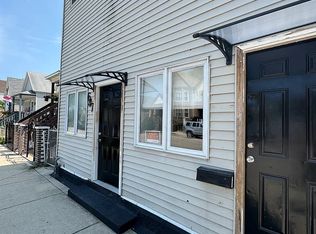 647 W 48th Pl UNIT 2, Chicago, IL 60609