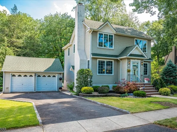 844 Milton Blvd, Rahway City, NJ 07065