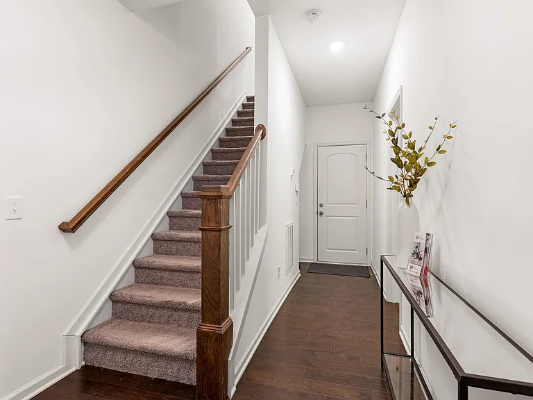 9533 Ainslie Downs St #1 — Photo 9