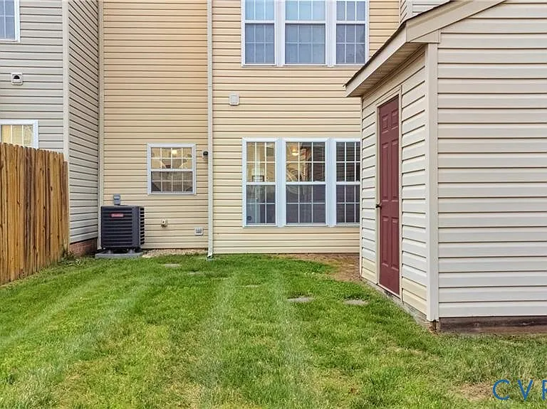 2545 Mountain Ash Cir — Photo 7