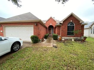 816 Point Run Dr, Pflugerville, TX 78660