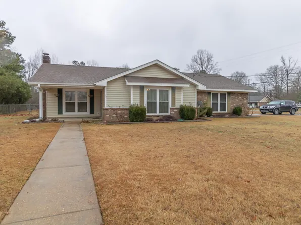 15 N Ridgeland Cir, Columbus, MS 39705