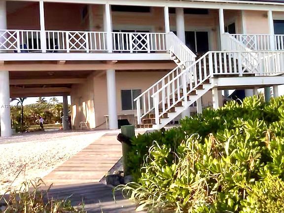 2nd image of Harbour Drive Berry Island Hbr