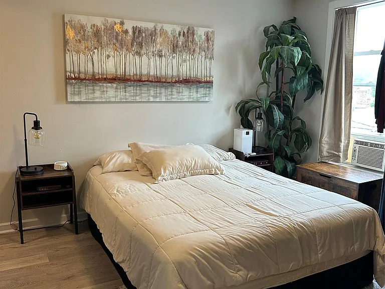 29 N Main St #3E — Photo 10