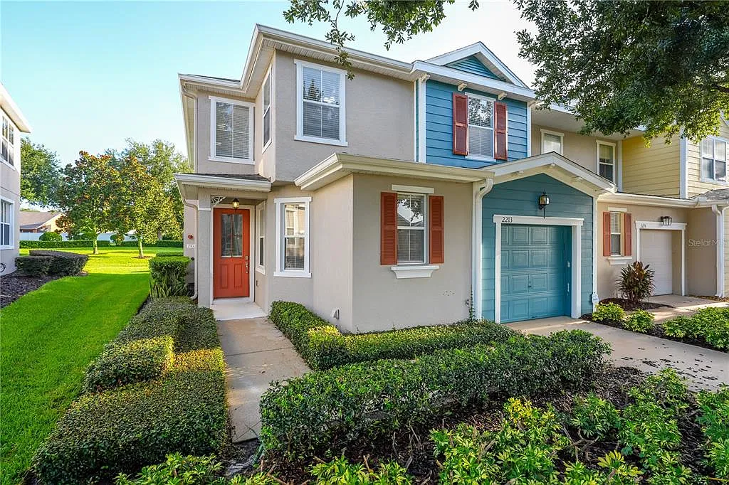 4 bed, 3.5 bath, 2052 sqft, $2,400 — Photo 1