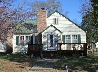 729 Bridge St, Sweet Springs, MO 65351